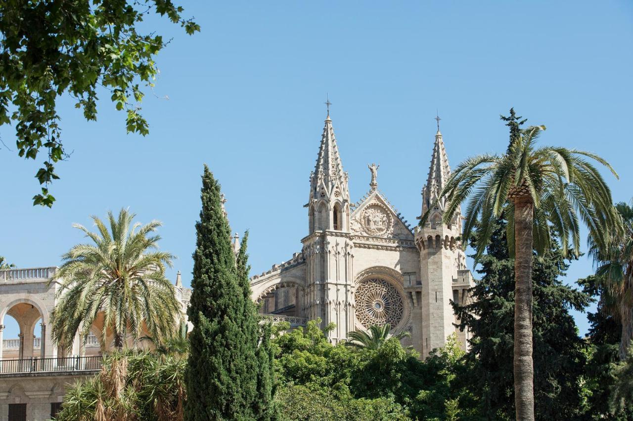 El Llorenc Parc De La Mar - Adults Only Palma de Mallorca Exteriör bild The cathedral of Palma